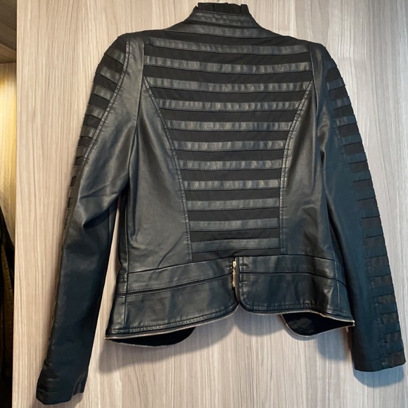 Leather like jacket - Picture 2 of 9